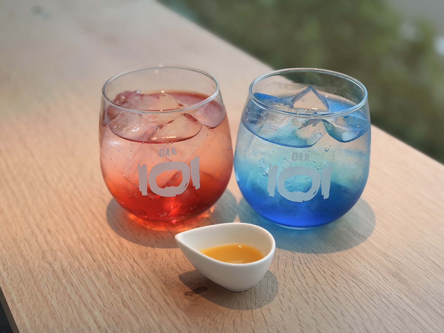 BAR101の14「店長はお酒が飲めないんです」の写真